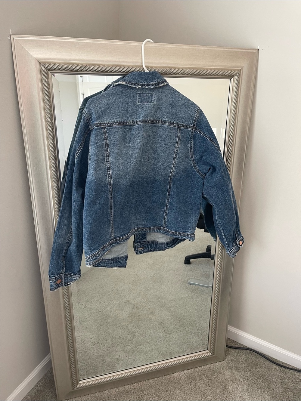 Universal Thread Denim Jacket - Picture 7 of 10